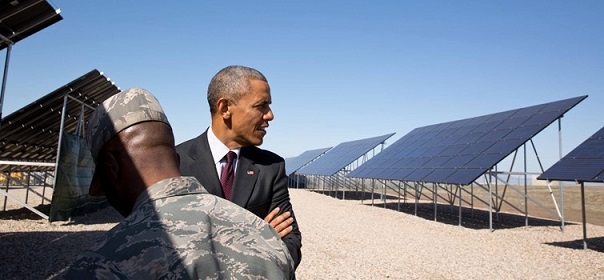 オバマ大統領が昼空軍基地を訪問（DOEホームページより）